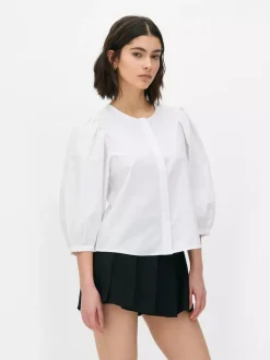 Popelinowa koszula z bufiastymi rękawami