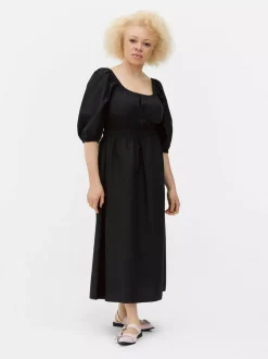 Popelinowa sukienka midi z marszczeniami