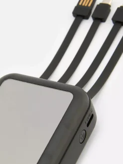 Powerbank 10 000 mAh z wbudowaną ładowarką