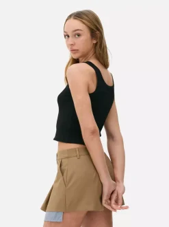 Prążkowana koszulka bez rękawów typu henley