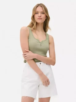 Prążkowana koszulka bez rękawów typu henley