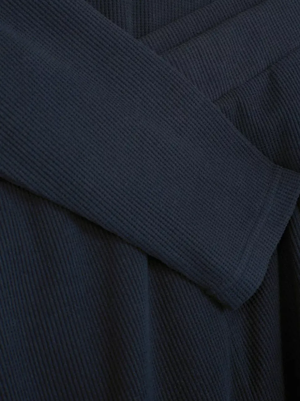 Prążkowana piżama ze ściągaczami