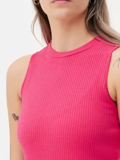 Prążkowana sukienka midi o fasonie bokserki