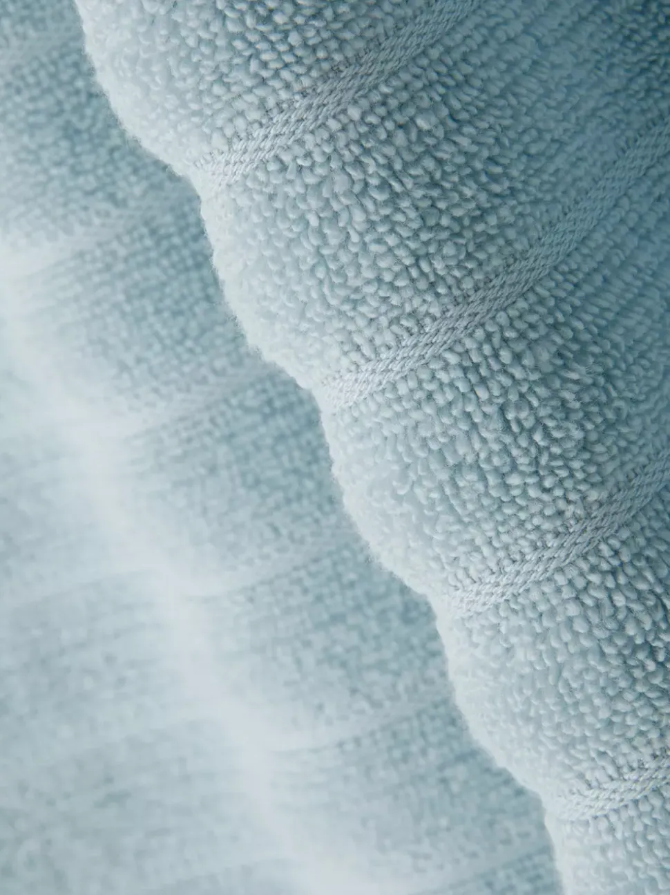 Prążkowany ręcznik kąpielowy