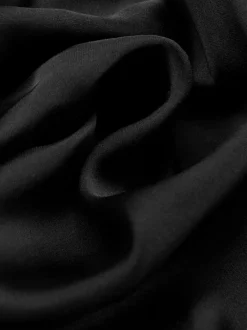 Prosta satynowa apaszka