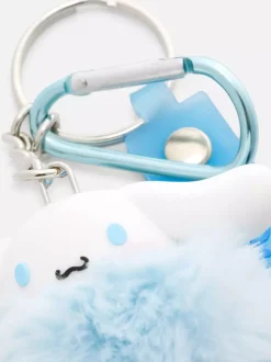 Przywieszka do torby z futrzanym motywem Hello Kitty