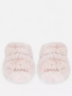 Puszyste kapcie z dwoma paskami