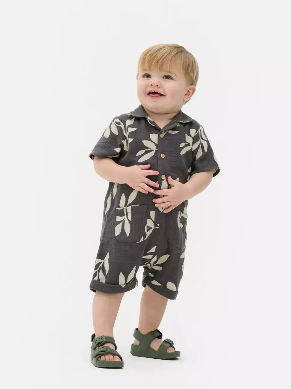 Rampers ze wzorem w liście i marszczeniami