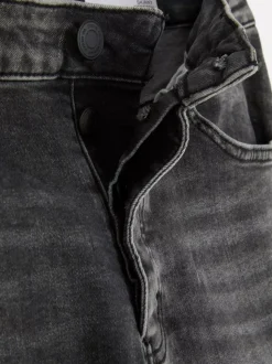 Rozciągliwe jeansy o kroju slim