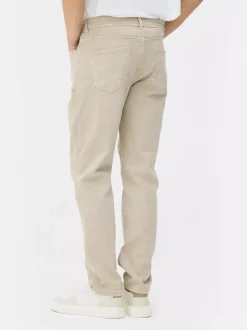 Rozciągliwe jeansy o prostym kroju