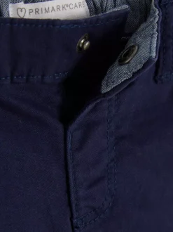 Rozciągliwe spodenki chinosy