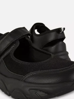 Sandały typu Mary Jane na płaskiej platformie