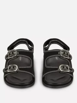 Sandały z podwójnym paskiem Paula Echevarría