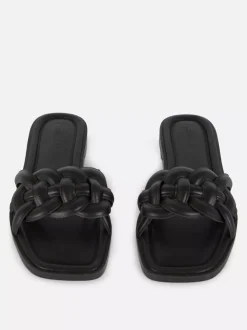 Sandały z tkanym paskiem