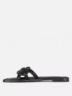 Sandały z tkanym paskiem