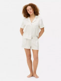 Satynowa piżama z koszulą i szortami