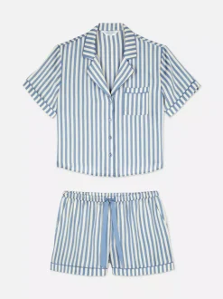 Satynowa piżama z koszulą i szortami