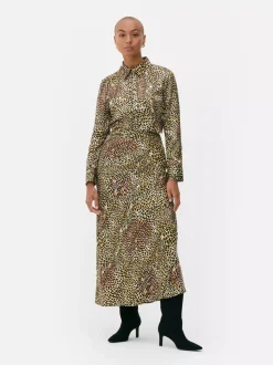 Satynowa spódnica midi z nadrukiem