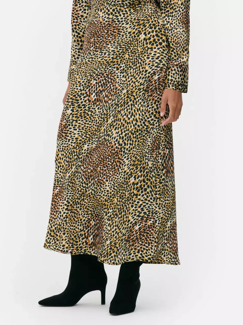 Satynowa spódnica midi z nadrukiem