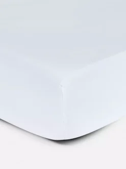 Satynowe prześcieradło z gumką na łóżko jednoosobowe