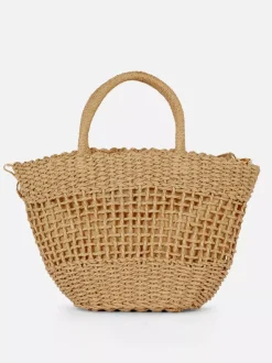 Słomkowa minitorebka typu bucket na długim pasku