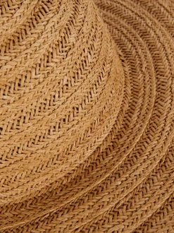 Słomkowy kapelusz przeciwsłoneczny z szerokim rondem