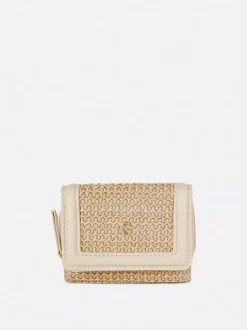 Słomkowy portfel z inicjałem