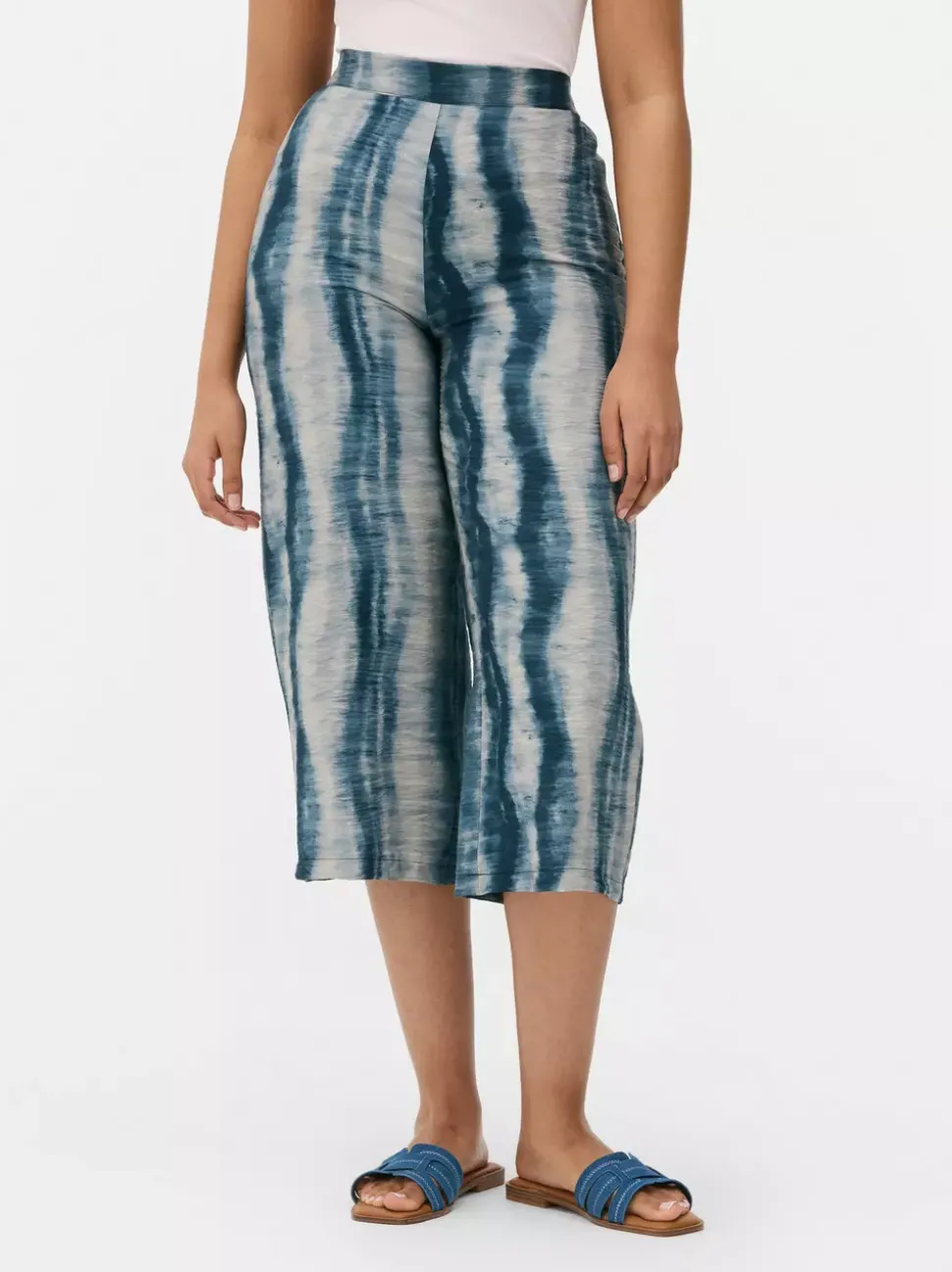 Spódnico-spodnie z nadrukiem