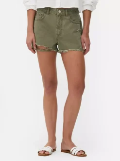 Spodenki jeansowe z przetarciami