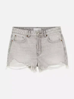 Spodenki jeansowe z przetarciami