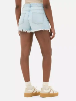 Spodenki jeansowe z przetarciami