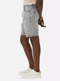 Spodenki jeansowe z przetarciami