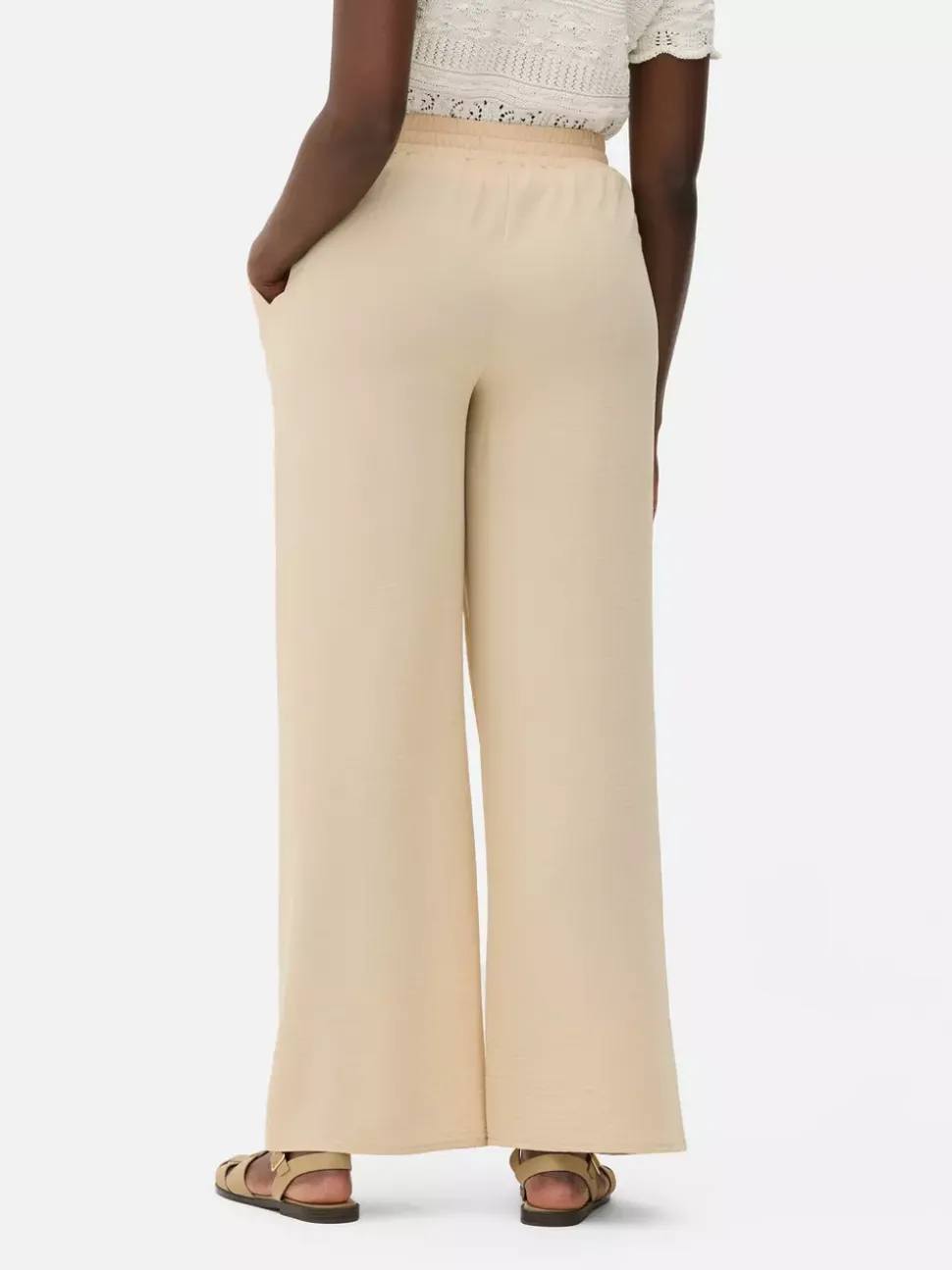 Spodnie bez zapięcia z szerokimi nogawkami