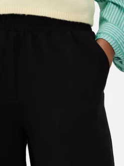 Spodnie bez zapięcia z szerokimi nogawkami