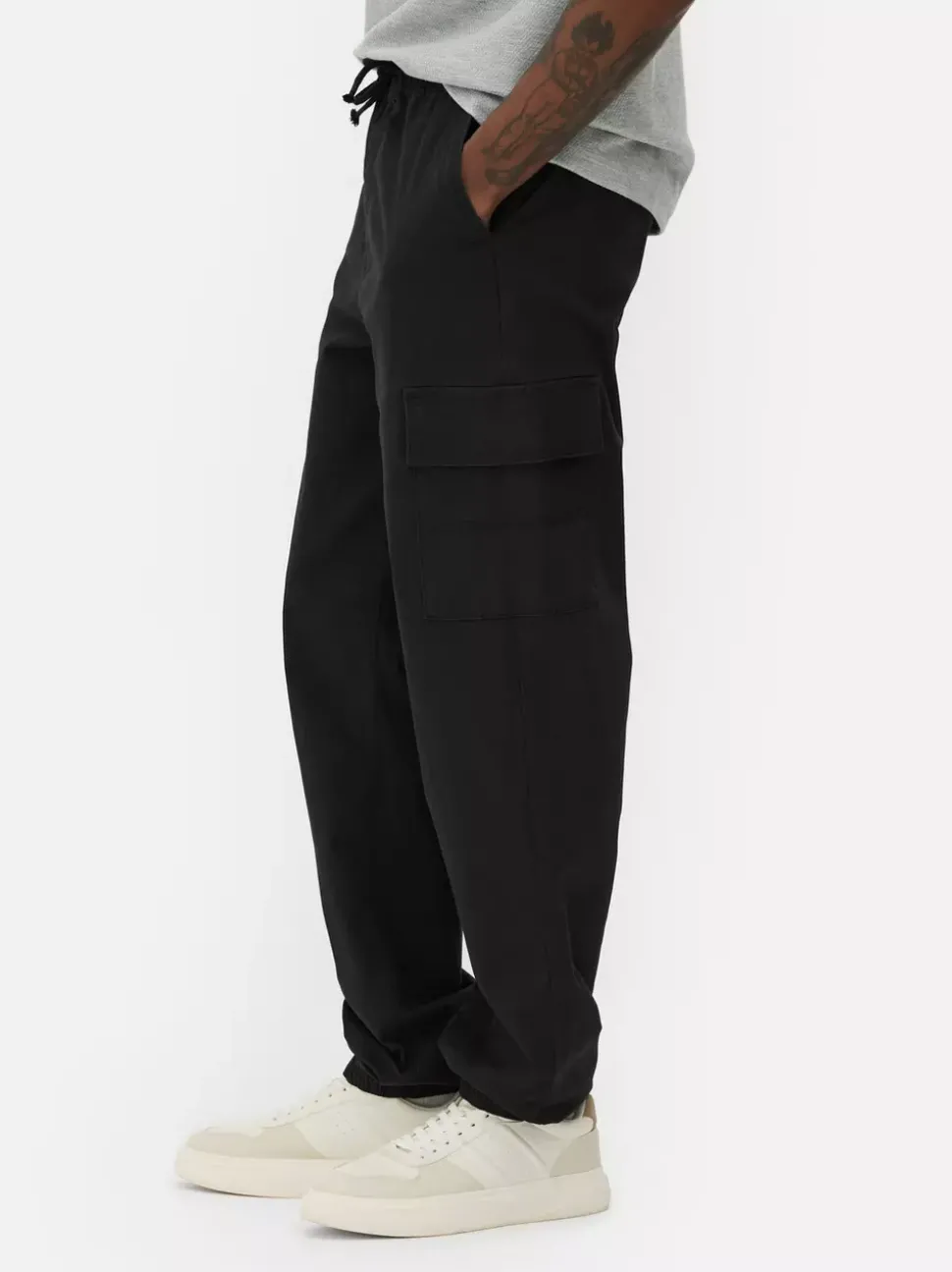 Spodnie bojówki z mankietami