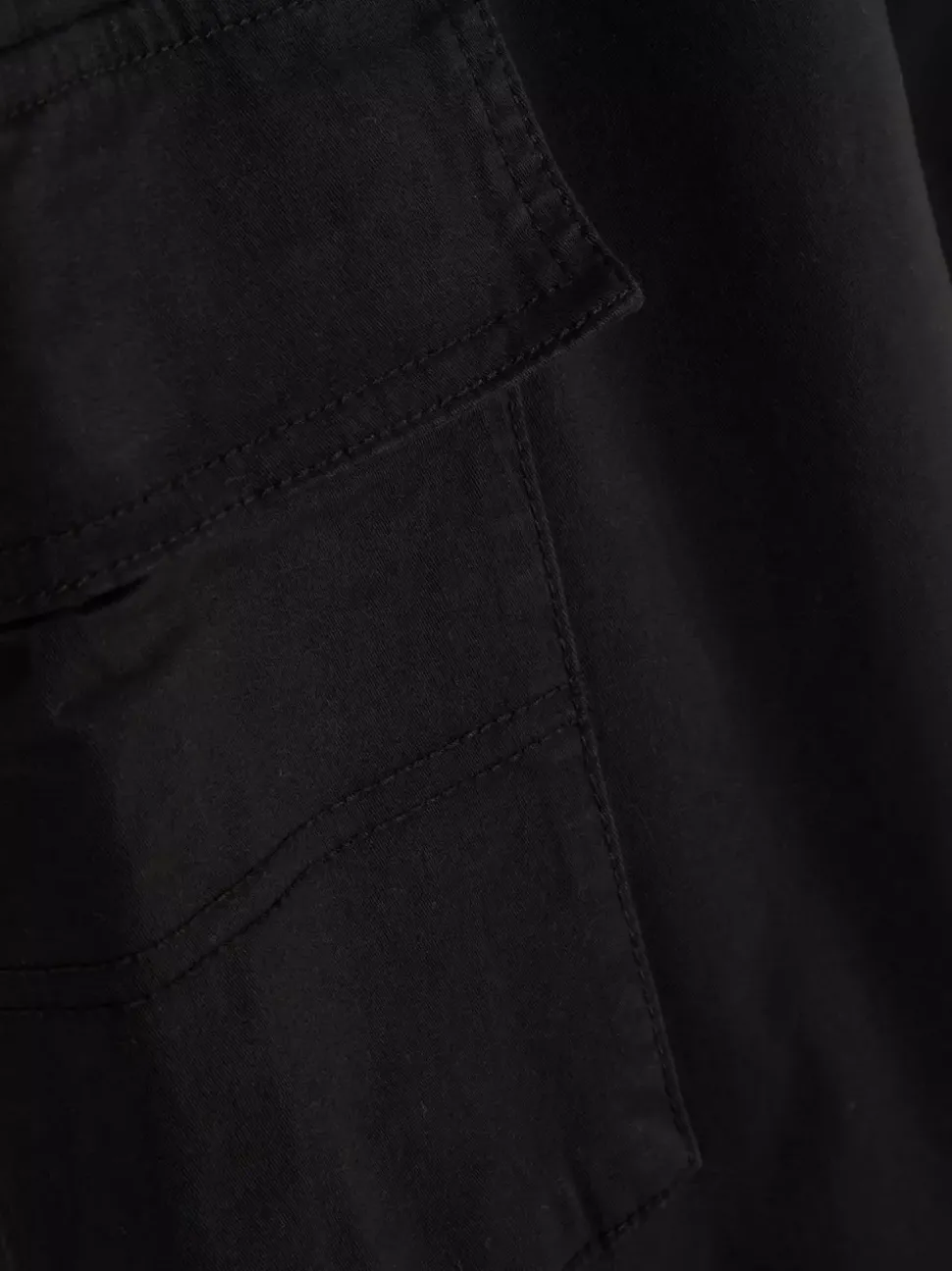 Spodnie bojówki z mankietami