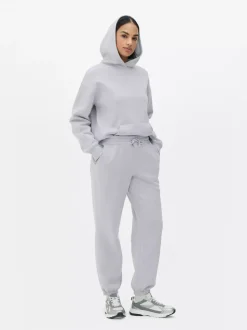 Spodnie dresowe ściągane sznurkiem