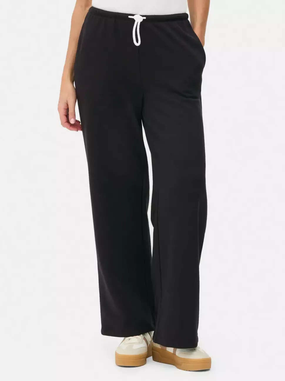 Spodnie dresowe z prostą nogawką i sznurkiem w pasie