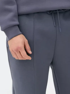 Spodnie dresowe z zaszewkami Kem