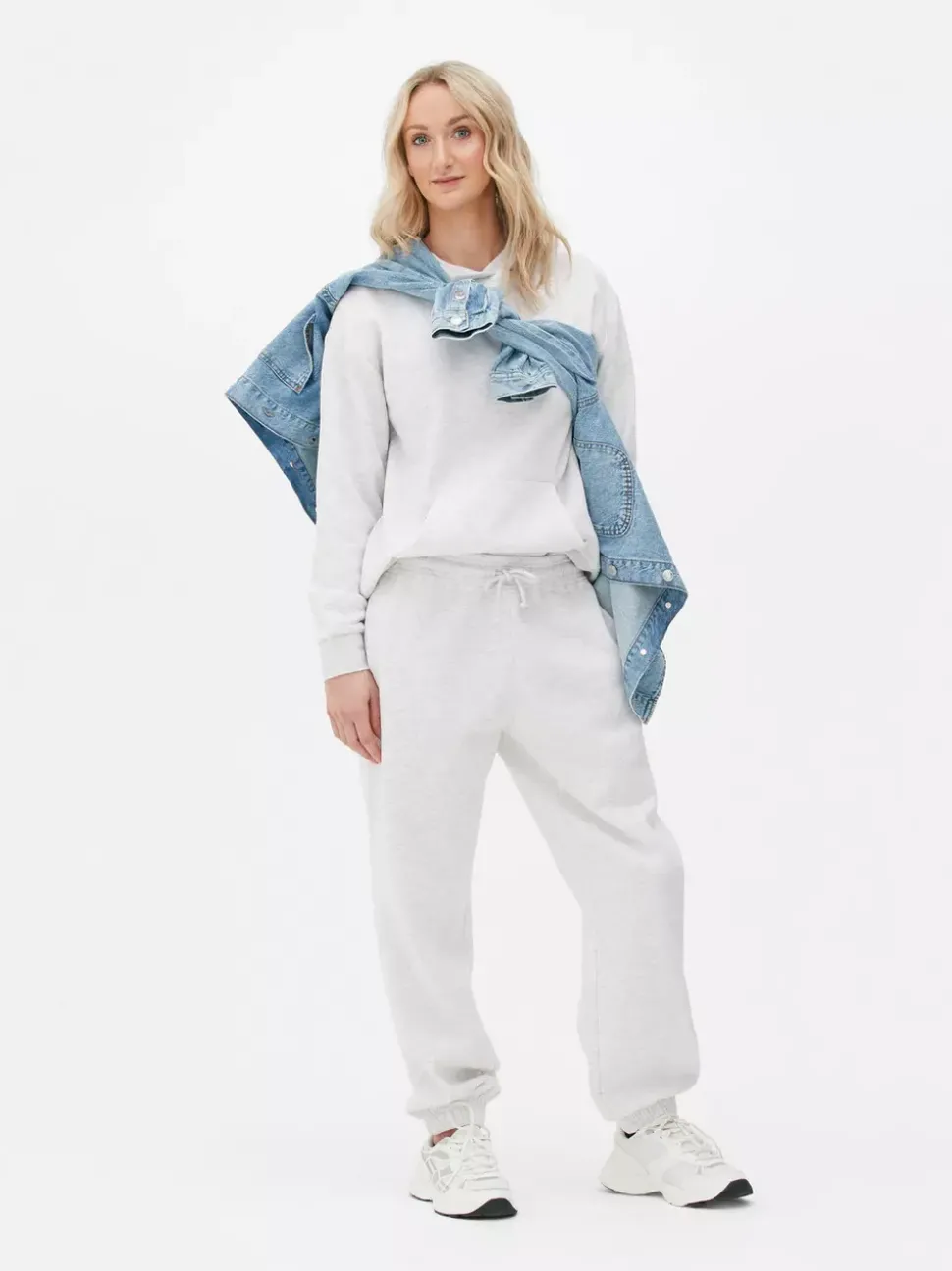 Spodnie dresowe ze ściągaczami