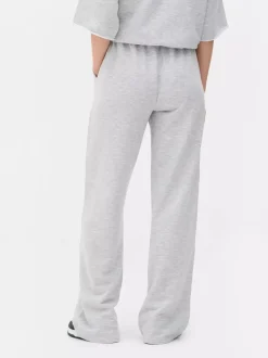 Spodnie dresowe ze sznurkiem i prostymi nogawkami