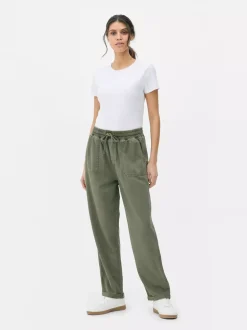 Spodnie dresowe ze sznurkiem w pasie