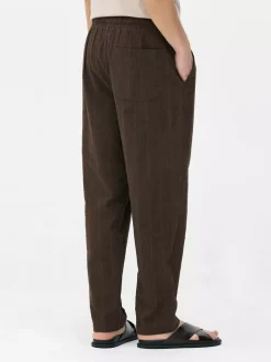 Spodnie w paski z tkaniny seersucker