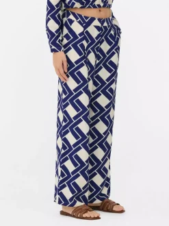 Spodnie z szeroką nogawką i abstrakcyjnym wzorem