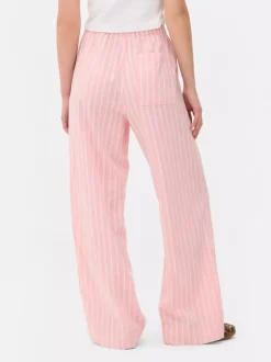 Spodnie z szeroką nogawką i sznurkiem w talii