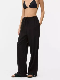 Spodnie z wiązaniem w talii