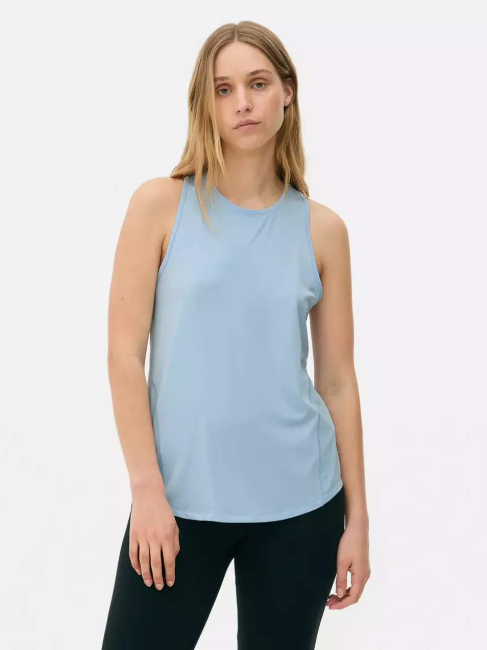 Sportowa koszulka o kroju bokserki