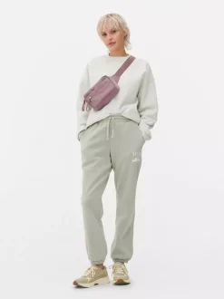 Sportowe spodnie dresowe ściągane sznurkiem