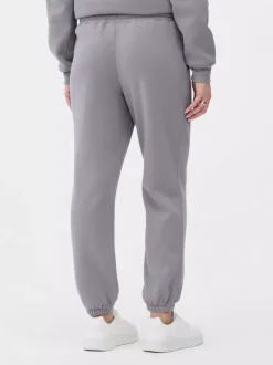 Sportowe spodnie dresowe ściągane sznurkiem