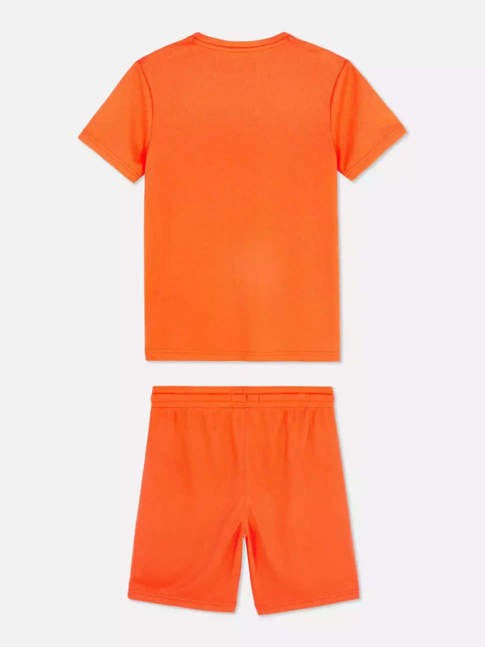 Sportowy komplet z topem i szortami